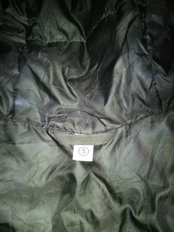 Jaket Outdoor Berghaus & Uniqlo (Not patagonia, tnf, dickies)
