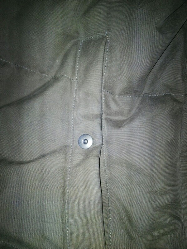 Jaket Outdoor Berghaus & Uniqlo (Not patagonia, tnf, dickies)