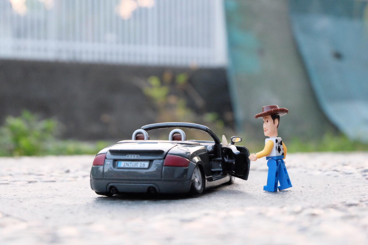 DIE CAST CORVETTE AUDI TT HONDA ODDYSSEY