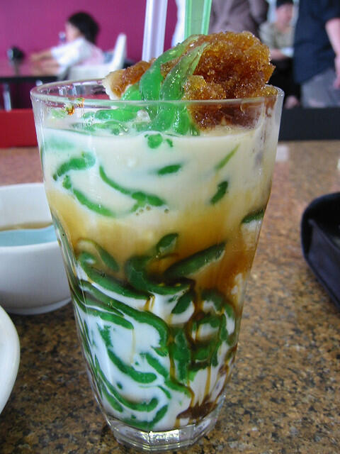 Membahas kuliner Indonesia yang tiada habisnya ^^