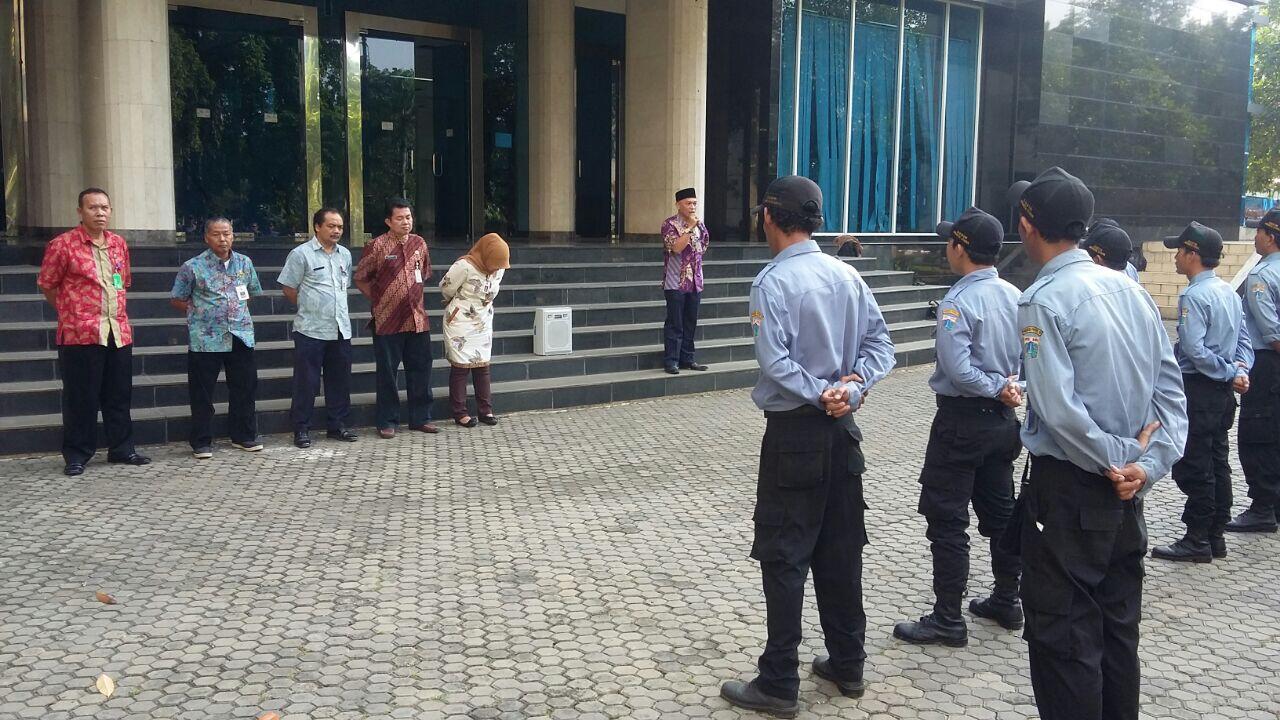 Sudinsos Jakut Tawarkan Program Kepada PMKS Kolong Jembatan Tol Pejagalan