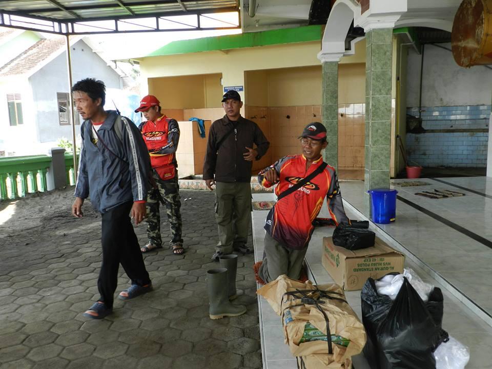 &#91; FR &#93; KFC reg. Surabaya &quot;Maguro Fishing Team PEDULI KASIH &amp; UNCAL BARENG&quot;