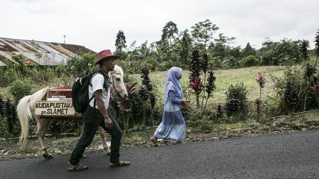 #TrenSosial : `Kuda Pustaka`, Perpustakaan Keliling Ridwan Sururi yang Mendunia