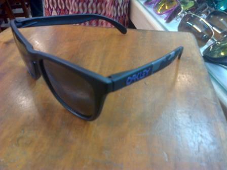 KACAMATA SUNGLASESS / FRAME OAKLEY HOLBROOK GARAGE ROCK DEVIATION MURAH