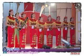 Kayanya budaya indonesia dengan ragam tarian daerah