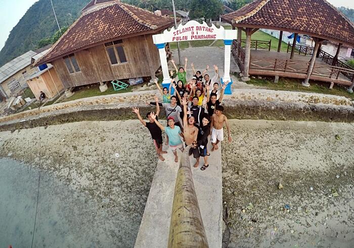 JELAJAH PULAU PAHAWANG COTTAGE AC CUMA 400 RIBU 12 - 14 JUNI 2015