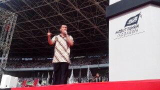 Rapat dan Pawai Akbar di Gelora Bung Karno ke Bundaran HI di Hadiri 150.000 Peserta