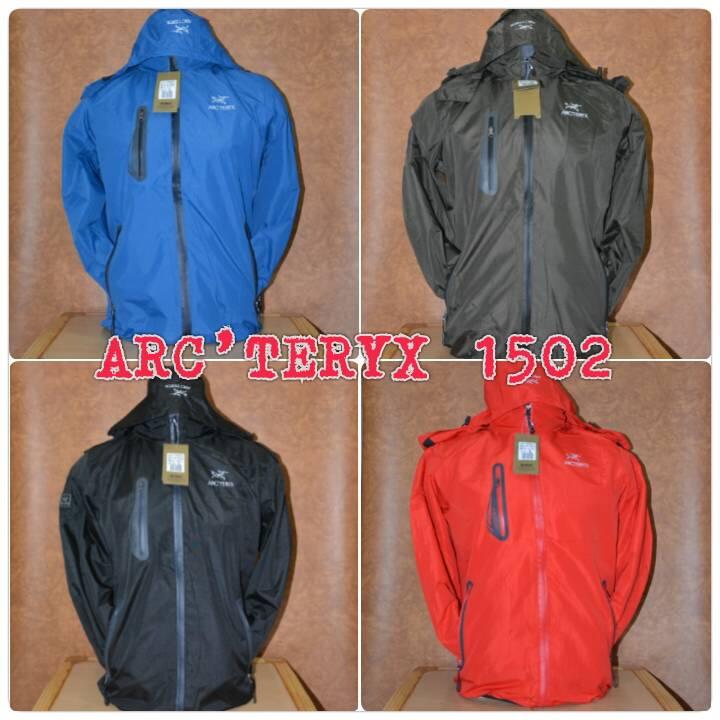 Jaket Running ADIDAS | NIKE | Outdoor Gunung | Jack Wolfskin | North Face |