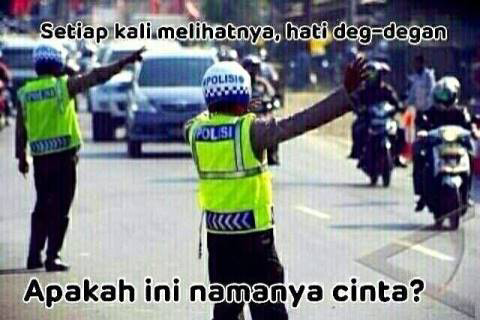 SEKEDAR MENGERINGKAN GIGI