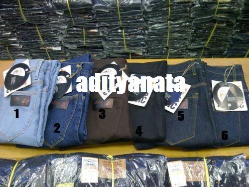 TERIMA ORDER CELANA JEANS/CHINO/JOGGER/ BANYAK WARNA UK28-34 @BANDUNG
