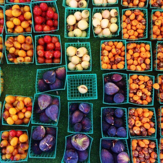 Permainan Warna Cantik dari Berbagai Buah dan Sayuran