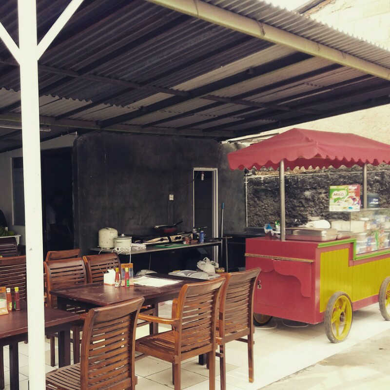 kedai hahahihi - roti bakar, indomie fusion, ricebox, nasi goreng, ice cream