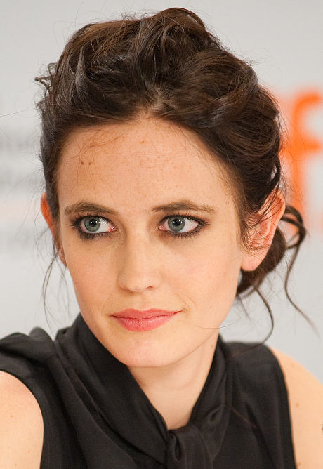 HOT!! Eva Green Toples