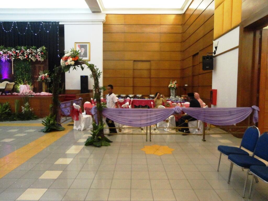 Over DP Gedung Bea Cukai