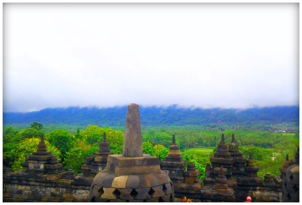 Menilik Borobudur dan Keajaibannya. - Magelang