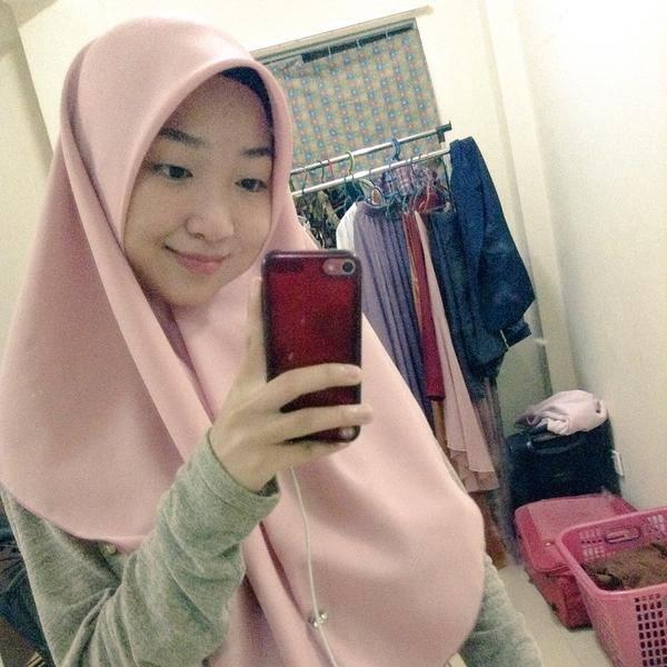 (bening) subhanallah 2 seleb malaysia cantik yang terkenal lewat sosmed (pict)
