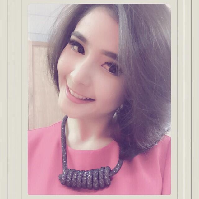 News Anchor Cantik Indonesia 