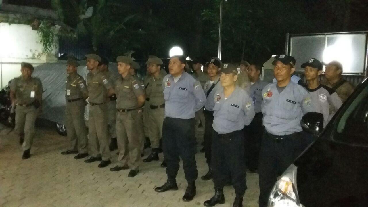 PENJANGKAUAN PMKS MALAM HARI SUKU DINAS SOSIAL JAKARTA SELATAN