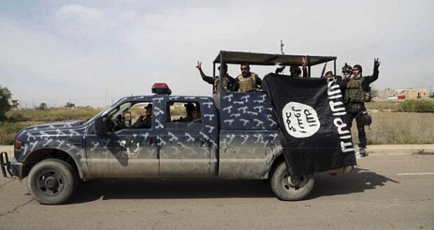 Gara-gara Unggah Foto Selfie, Posisi Markas ISIS Terlacak