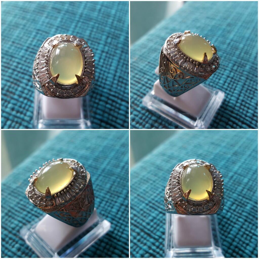 LELANG SINGKAT ITEM BERKUALITAS OB NOL! GELARAN TERBAIK CANTONA250983 !