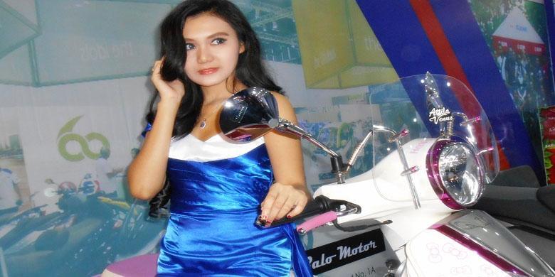 Pose Seksi Para Gadis di Jakarta Fair Kemayoran