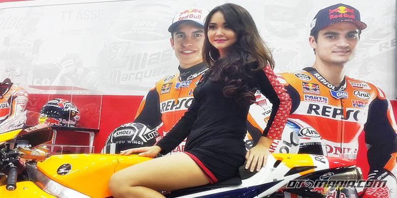 Pose Seksi Para Gadis di Jakarta Fair Kemayoran
