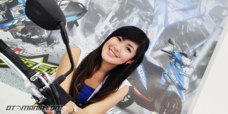 Pose Seksi Para Gadis di Jakarta Fair Kemayoran
