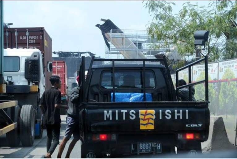 Begal Beraksi Di Keramaian Di Siang Bolong