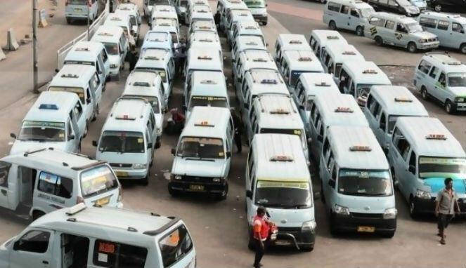 Fakta Kelakuan Sopir Angkot Indonesia yang Sering Bikin Sebel