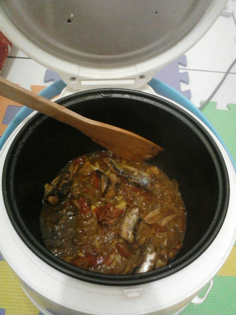 Alternatif memasak dengan rice cooker(anak kos wajib masuk)