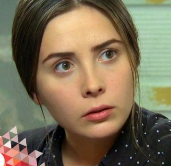 Pemeran Film Turki [Abad Kejayaan & Elif) ada kembarannya gan