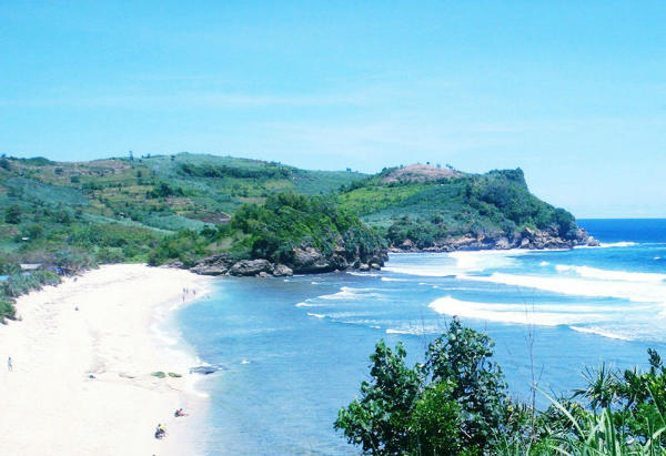 Kamu Pasti Belum Tahu 7 Tempat Wisata Tersembunyi Nan Indah di Jawa Timur Ini! 