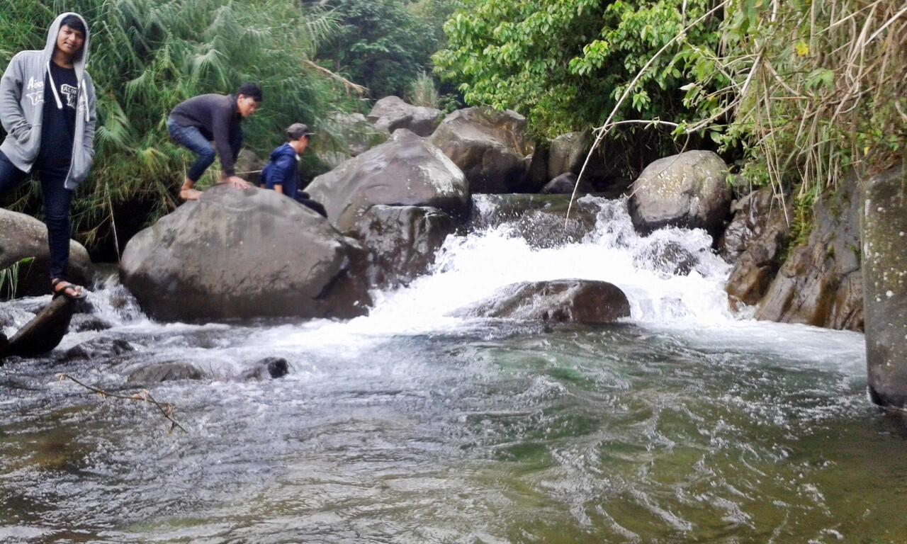 KAWASAN WISATA CURUG PUTRI KENCANA