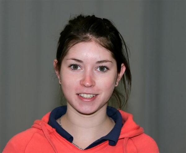 Ada yang tau siap pemain badminton cantik ini pleasee ... cantik bgt