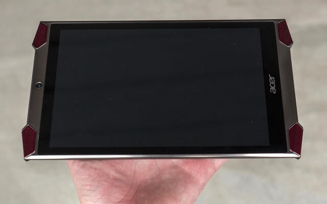Acer Predator 8, Tablet Gaming Berkemampuan Gahar