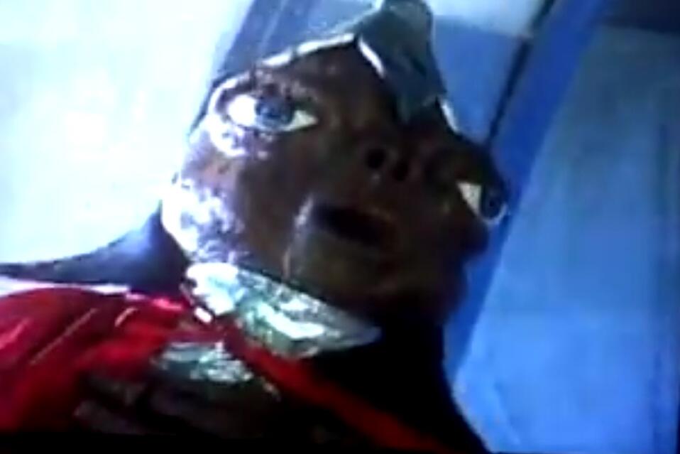HEBOH PENDARATAN UFO DI INDONESIA, TERNYATA MEREKA UDAH DATANG DISINI SEJAK DULU GAN