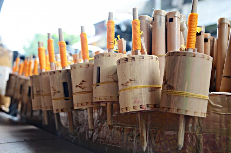 Mainan Tradisional Indonesia Dari Bambu &#91;PICT&#93;