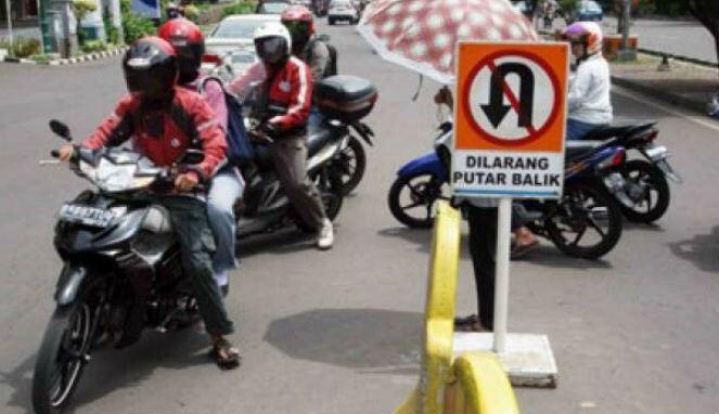 Berbagai Fakta Kebiasaan Buruk Pengendara Motor di Indonesia