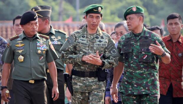 Calon Panglima TNI: Jokowi Jagokan Gatot, Kubu Mega Bereaksi