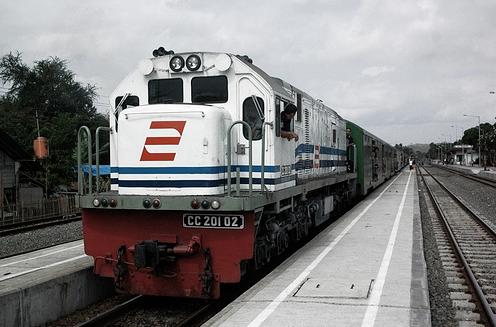 Baru Naik Kereta Ekonomi? Ini Tips Penting untuk Anak Muda