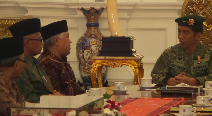 Gaya Militer Ala Jokowi