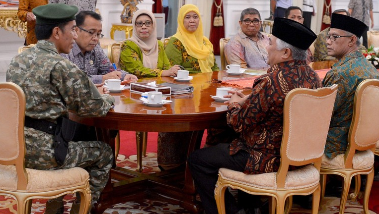 Gaya Militer Ala Jokowi