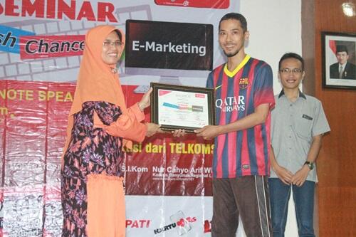 &#91;FR&#93; Seminar Regional Banyumas GOES TO CAMPUS UNSOED 2015