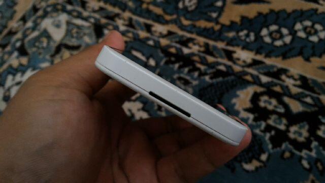 Blackberry Z10 STL100-1 Masih Garansi TAM