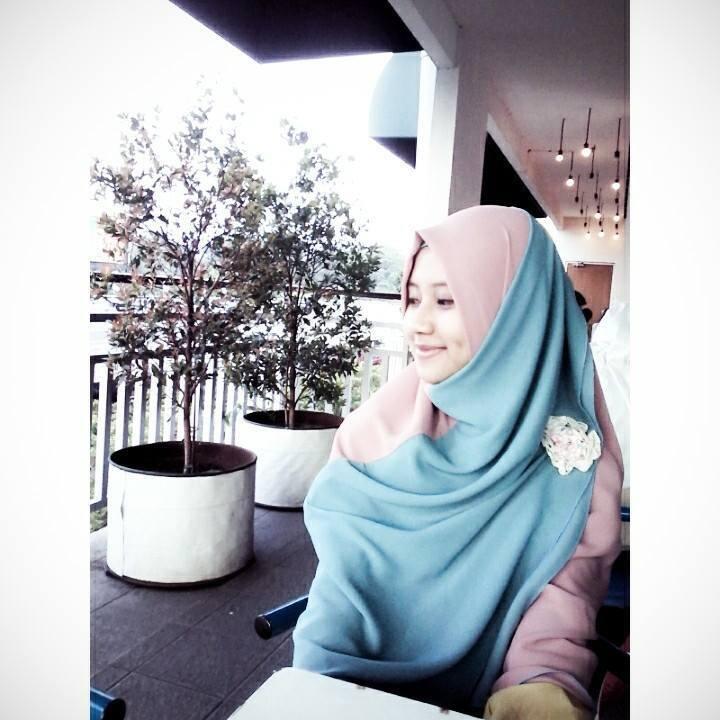 Tetap Stylish Dengan Hijab ( Inspirasi )