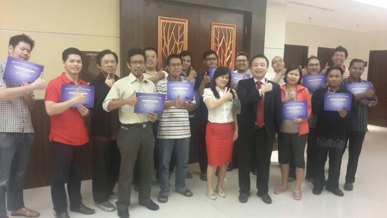 &#91;26Sept15&#93; Workshop OPTION SURABAYA Day Trading melatih Trader MANDIRI !! 