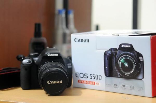 Canon Eos 70d wifi kit 18-55is stm - new
