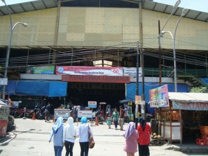 BULAN PUASA MULAI MEMBLUDAK pengunjung Pasar CIMOL GEDEBAGE BANDUNG wow