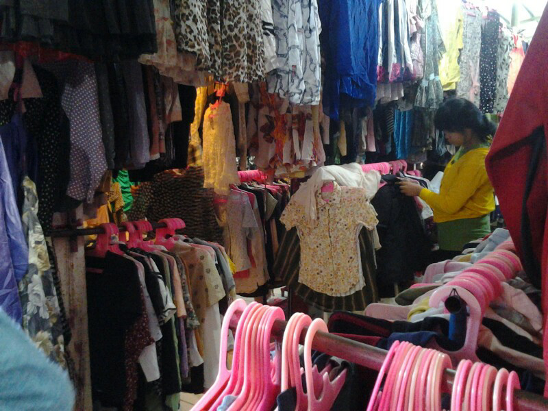 BULAN PUASA MULAI MEMBLUDAK pengunjung Pasar CIMOL GEDEBAGE BANDUNG wow