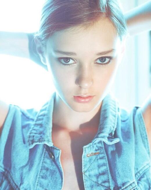 Most Gorgeous Hypnotic Women Face, Best Artistic Women In Portrait - Part 3